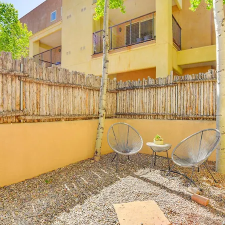 Modern Desert Loft W/ Fireplace! * Santa Fe