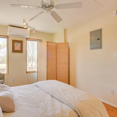 Modern Desert Loft W/ Fireplace! Santa Fe